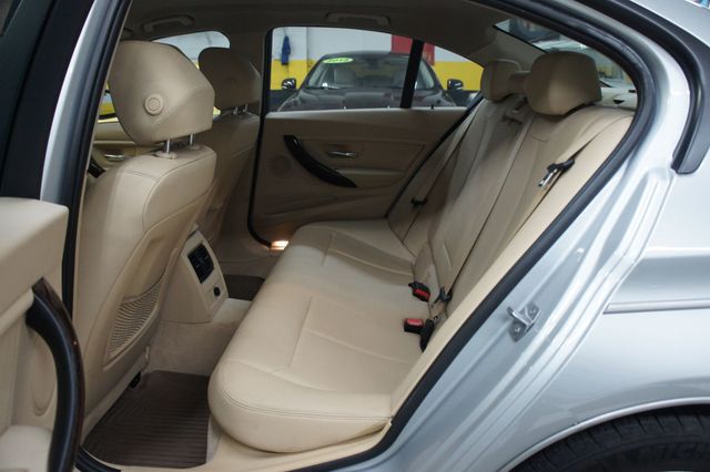 2014 BMW 3 Series 1-Owner, Immaculate, Low Mileage! - 23090624 - 35