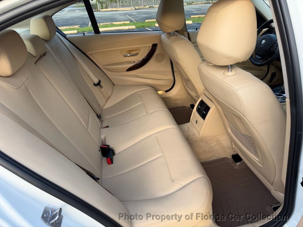 2014 BMW 3 Series 320i Sedan - 23021248 - 10
