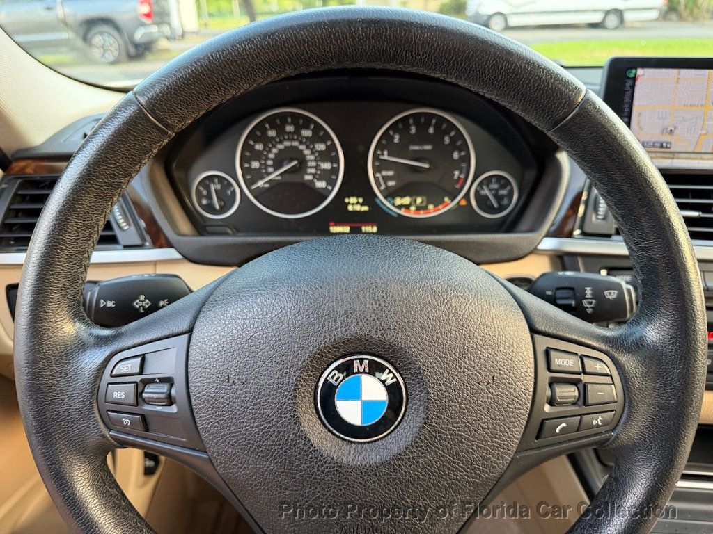 2014 BMW 3 Series 320i Sedan - 23021248 - 16