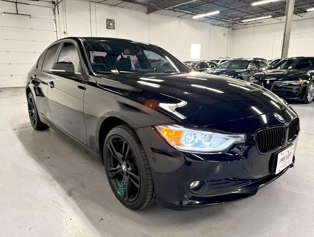 2014 BMW 3 Series 320i xDrive - 22750854 - 6