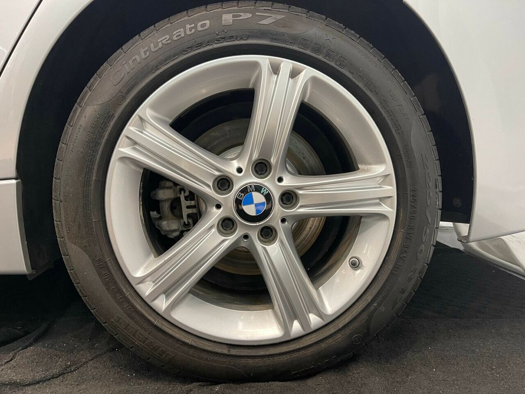 2014 BMW 3 Series 320i xDrive - 21098048 - 17