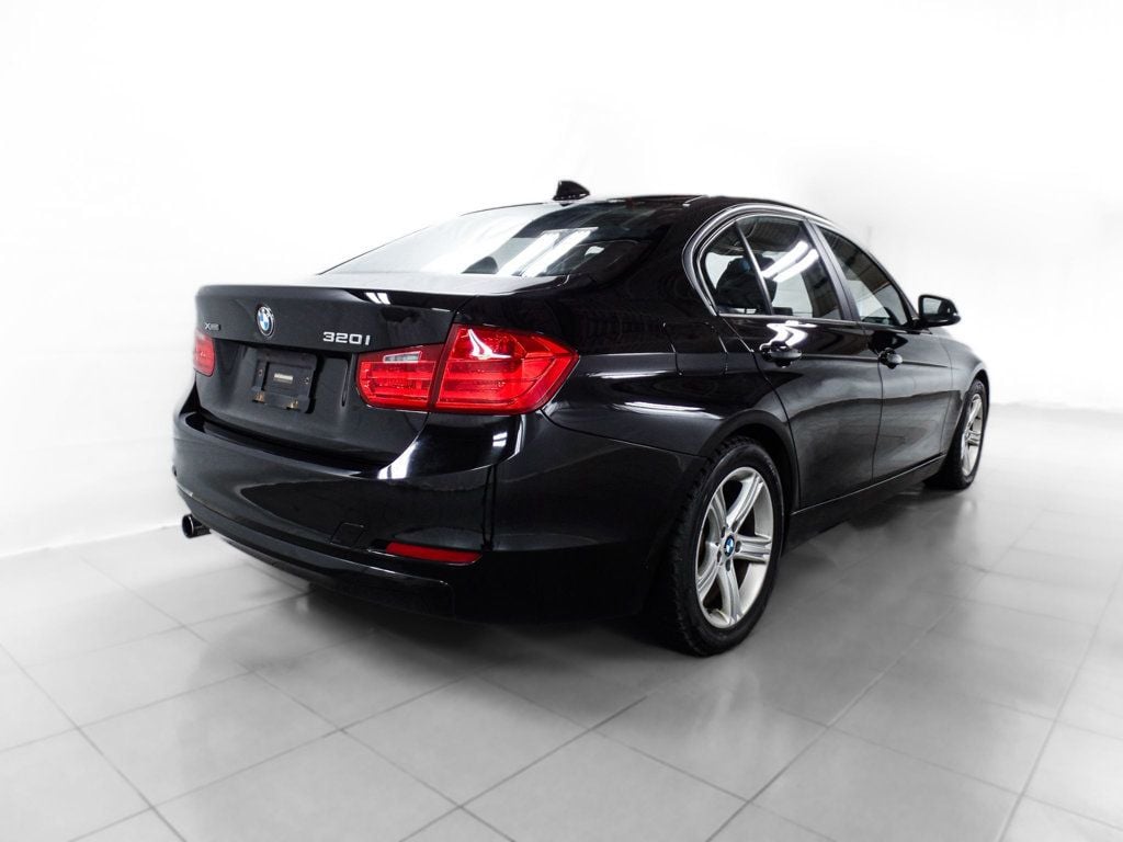 2014 BMW 3 Series 320i XDRIVE AWD - 22376099 - 5