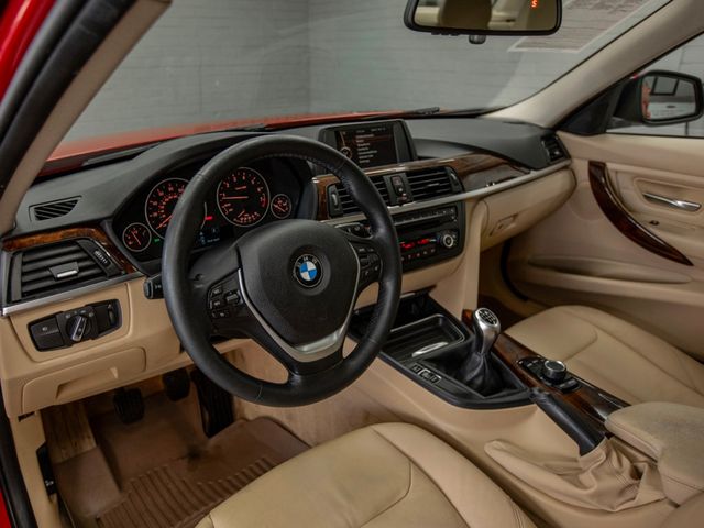 2014 BMW 3 Series 328i - 22984297 - 17