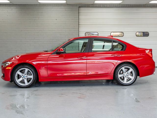 2014 BMW 3 Series 328i - 22984297 - 3