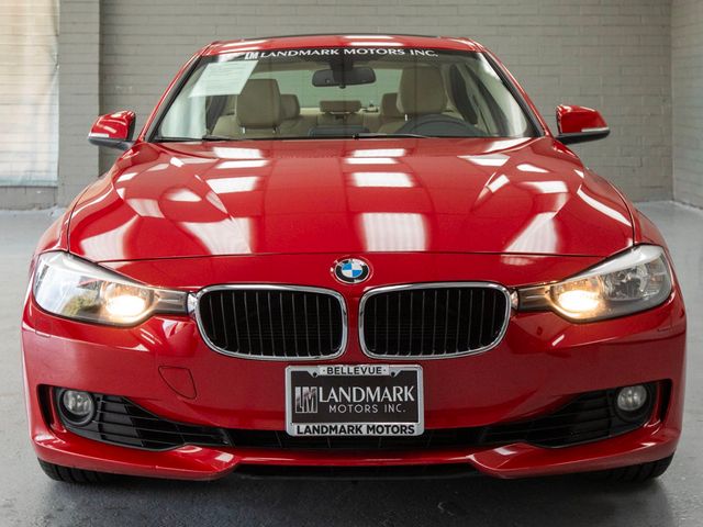 2014 BMW 3 Series 328i - 22984297 - 4