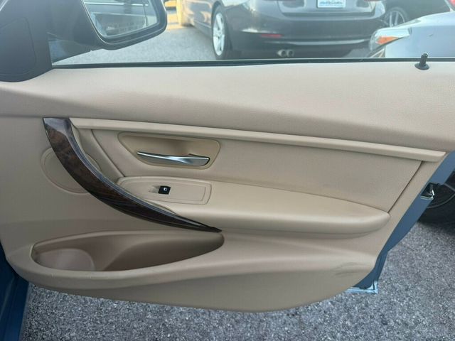 2014 BMW 3 Series 328i - 22990877 - 16