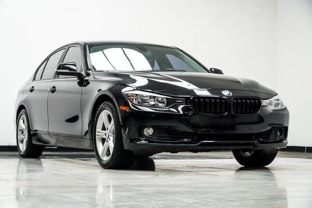2014 BMW 3 Series 328i - 23072749 - 3
