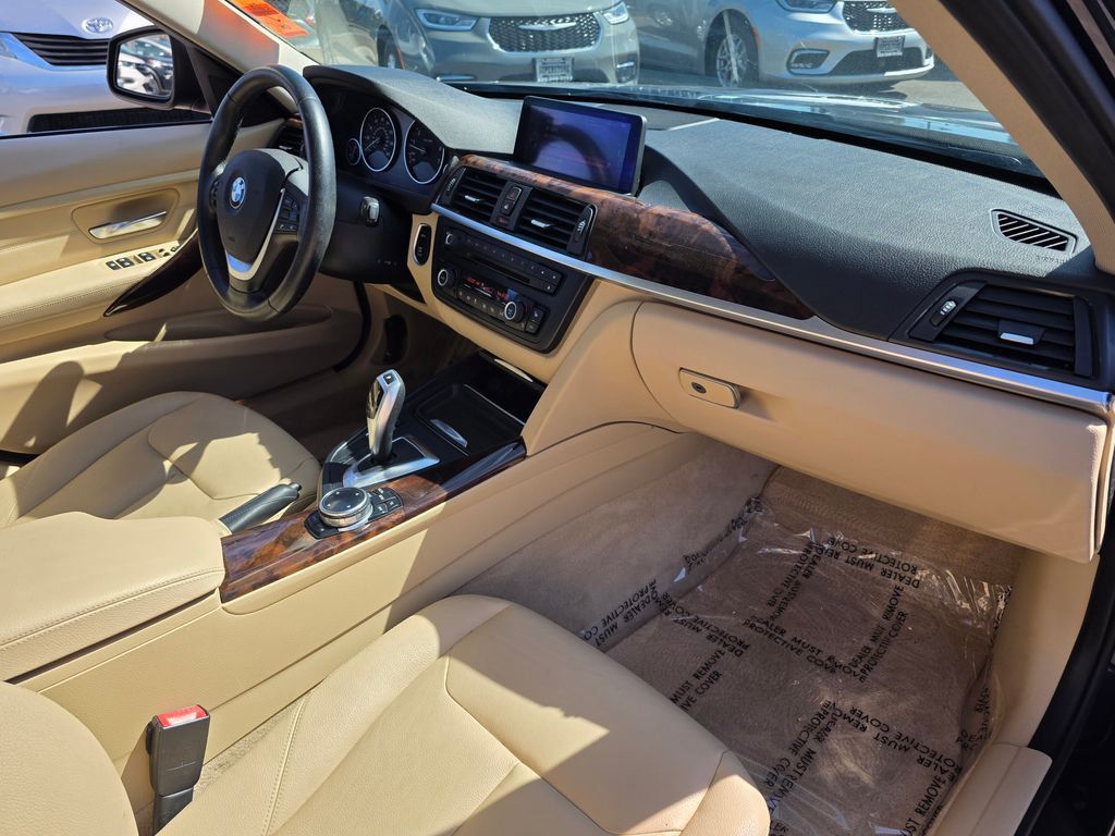 2014 BMW 3 Series 328i - 23002437 - 3