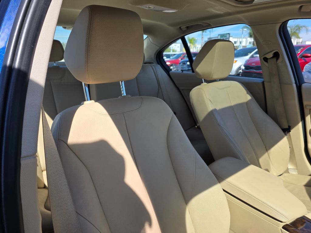 2014 BMW 3 Series 328i - 23002437 - 5