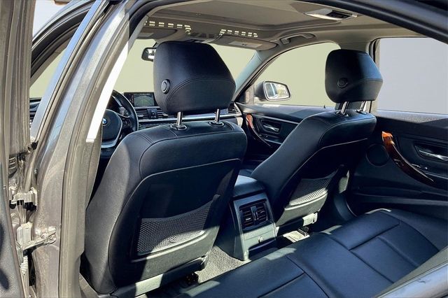 2014 BMW 3 Series 328i - 22924221 - 16