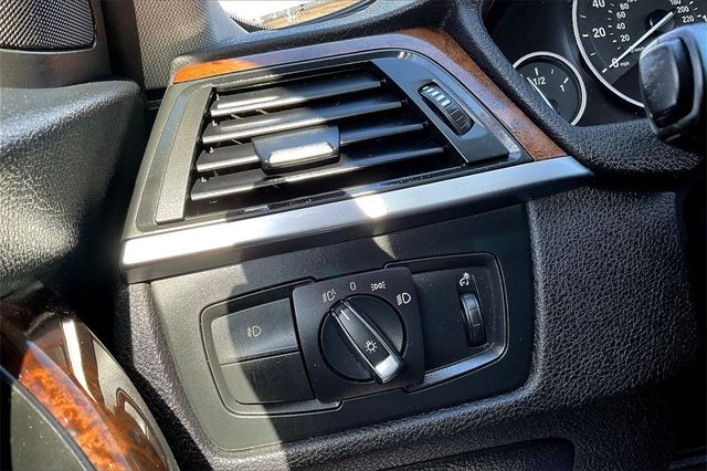 2014 BMW 3 Series 328i - 22924221 - 26