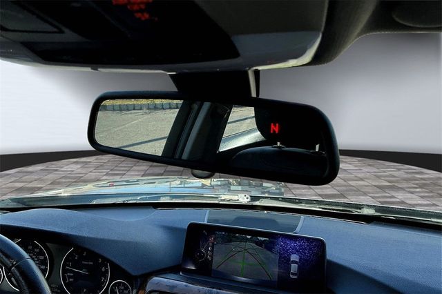 2014 BMW 3 Series 328i - 22924221 - 30