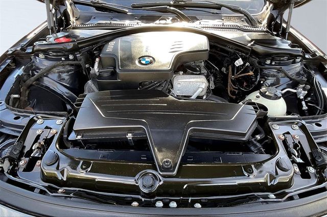 2014 BMW 3 Series 328i - 22924221 - 35