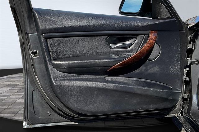2014 BMW 3 Series 328i - 22924221 - 8
