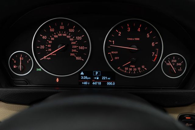 2014 BMW 3 Series 328i - 22966742 - 16