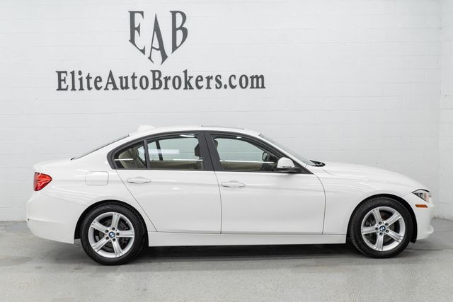 2014 BMW 3 Series 328i - 22966742 - 4