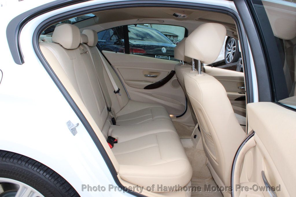 2014 BMW 3 Series 328i - 22901915 - 11