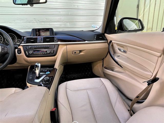 2014 BMW 3 Series 328i 4dr Sedan - 21435249 - 18