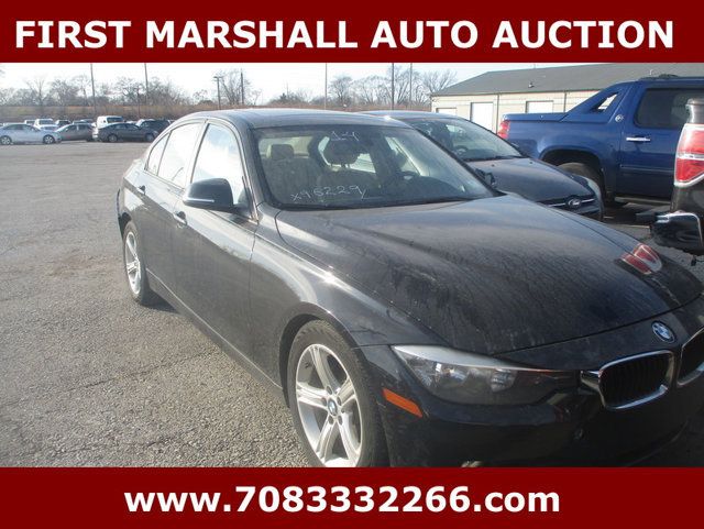 2014 BMW 3 Series 328i xDrive - 22999463 - 3