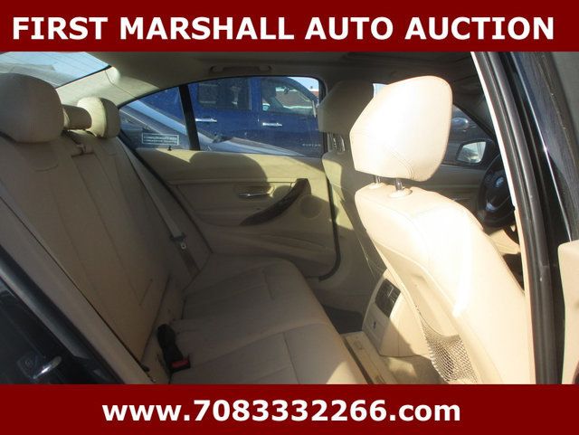 2014 BMW 3 Series 328i xDrive - 22999463 - 4