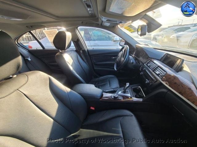 2014 BMW 3 Series 328i xDrive - 22998730 - 6