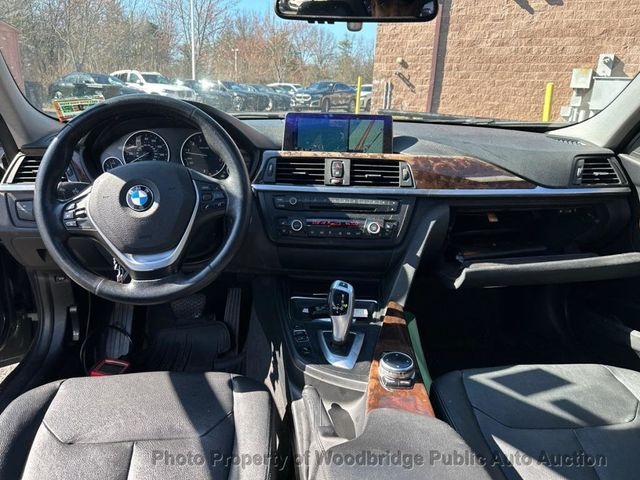 2014 BMW 3 Series 328i xDrive - 23005883 - 9