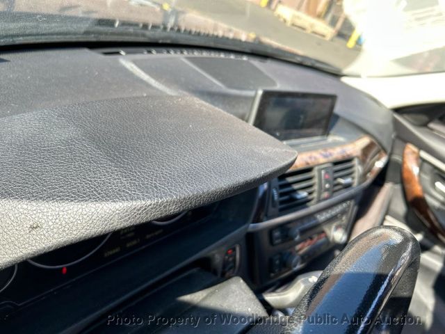 2014 BMW 3 Series 328i xDrive - 23005883 - 8