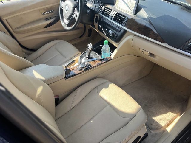 2014 BMW 3 Series 328i xDrive - 22597778 - 4