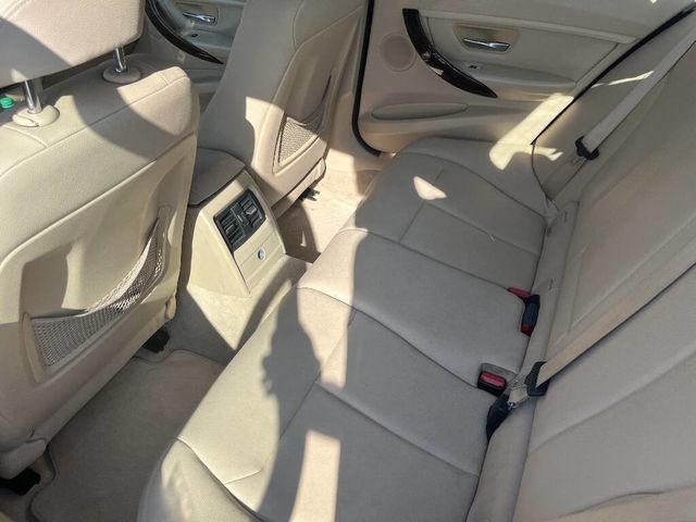 2014 BMW 3 Series 328i xDrive - 22597778 - 5