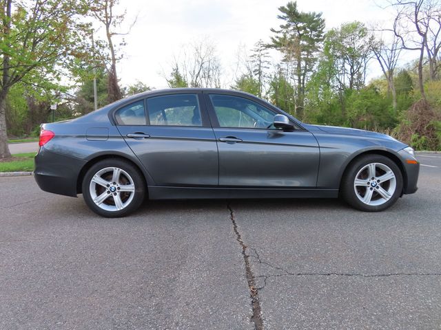 2014 BMW 3 Series 328i xDrive - 23018173 - 11