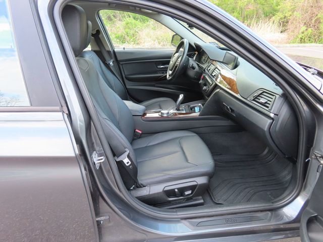 2014 BMW 3 Series 328i xDrive - 23018173 - 20