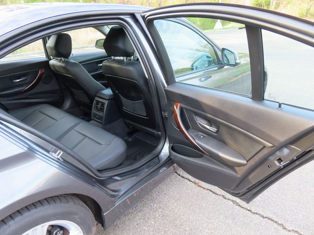 2014 BMW 3 Series 328i xDrive - 23018173 - 22