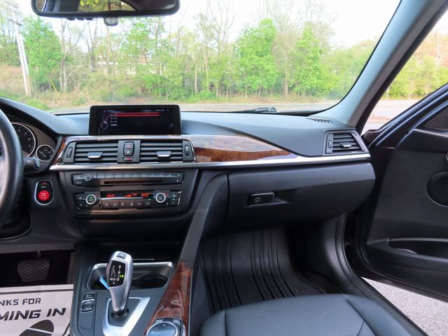 2014 BMW 3 Series 328i xDrive - 23018173 - 30