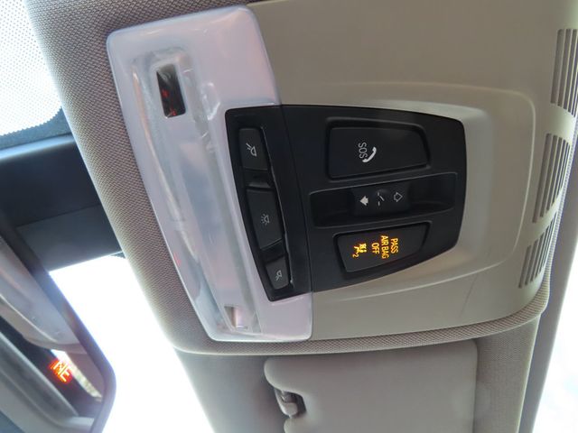 2014 BMW 3 Series 328i xDrive - 23018173 - 35