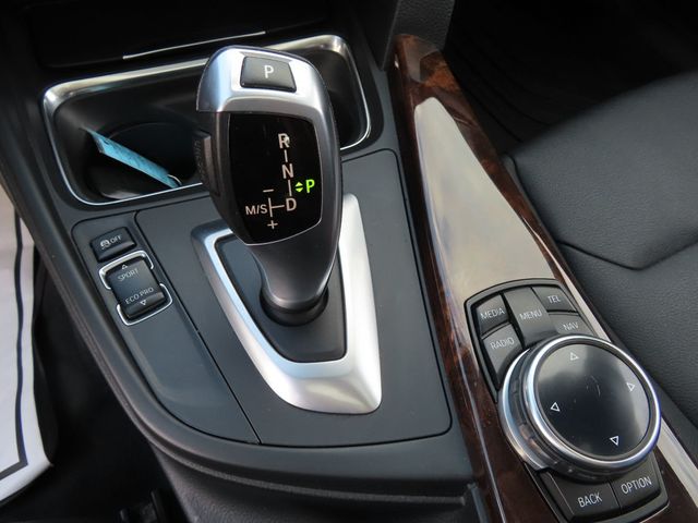 2014 BMW 3 Series 328i xDrive - 23018173 - 39