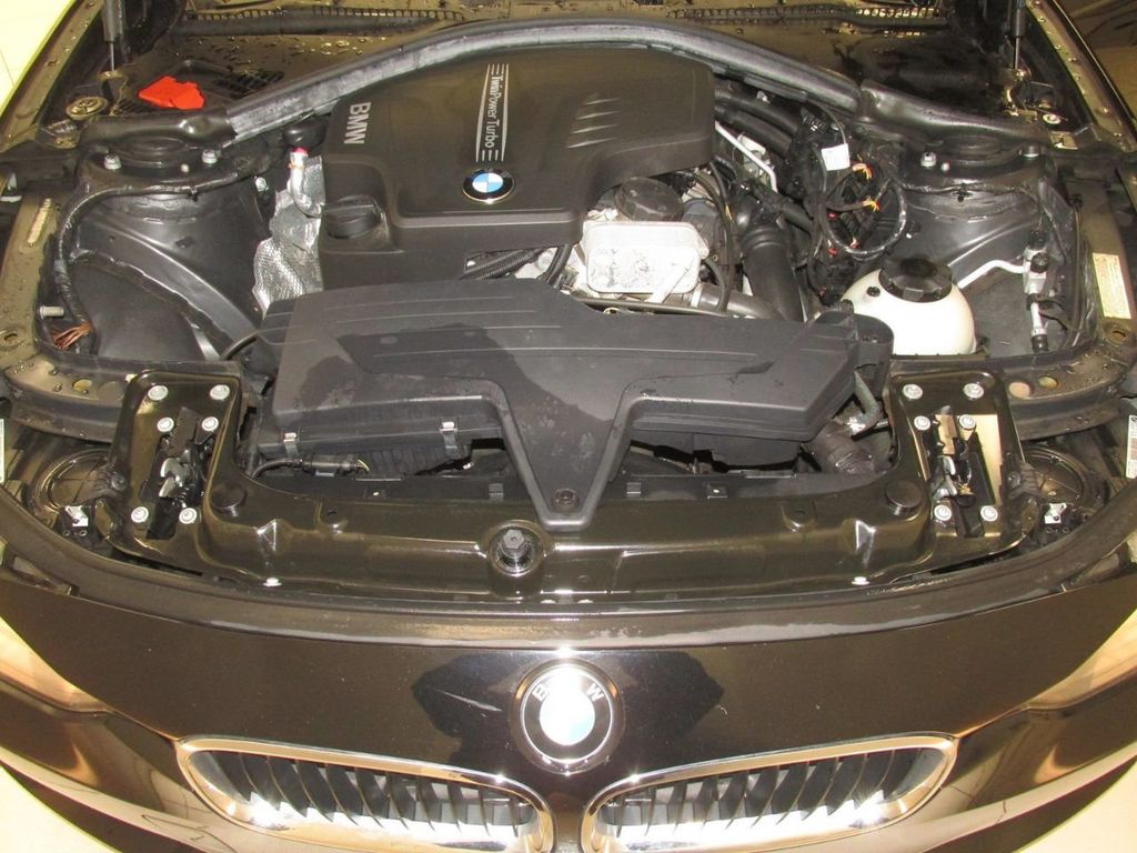 2014 BMW 3 Series 328i xDrive - 18533572 - 9