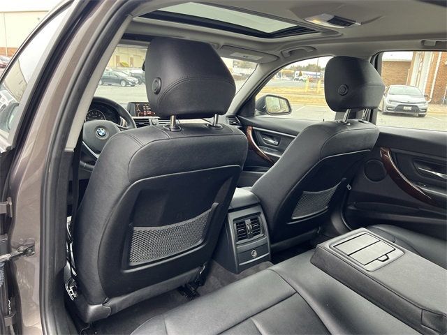 2014 BMW 3 Series 328i xDrive - 22973824 - 13