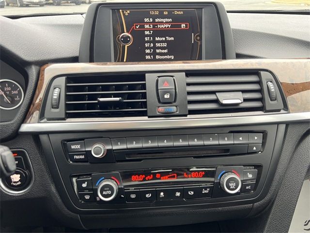 2014 BMW 3 Series 328i xDrive - 22973824 - 28