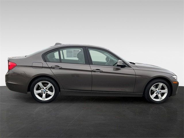 2014 BMW 3 Series 328i xDrive - 22973824 - 5