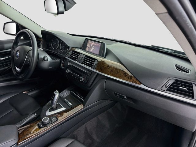 2014 BMW 3 Series 328i xDrive - 23056140 - 25