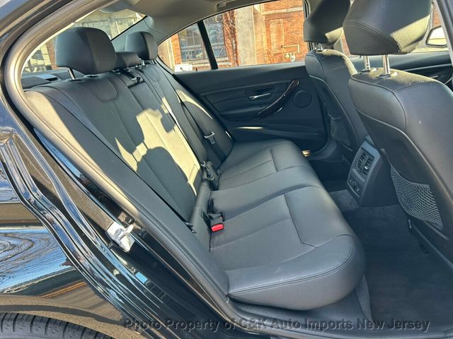 2014 BMW 3 Series 328i xDrive,NAVIGATION W/TOUCHPAD,PREMIUM PKG,COLD WEATHER PKG - 22964026 - 29