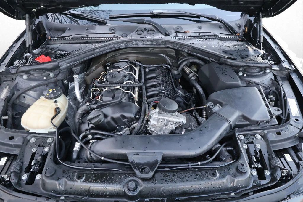 2014 BMW 3 Series 335i - 22906719 - 9