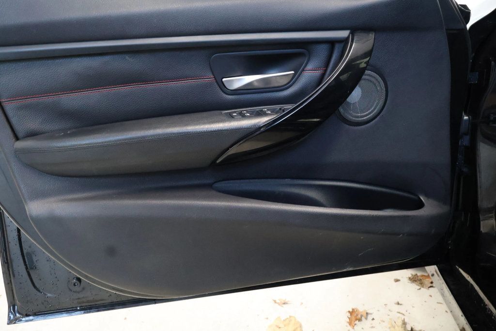 2014 BMW 3 Series 335i - 22906719 - 12