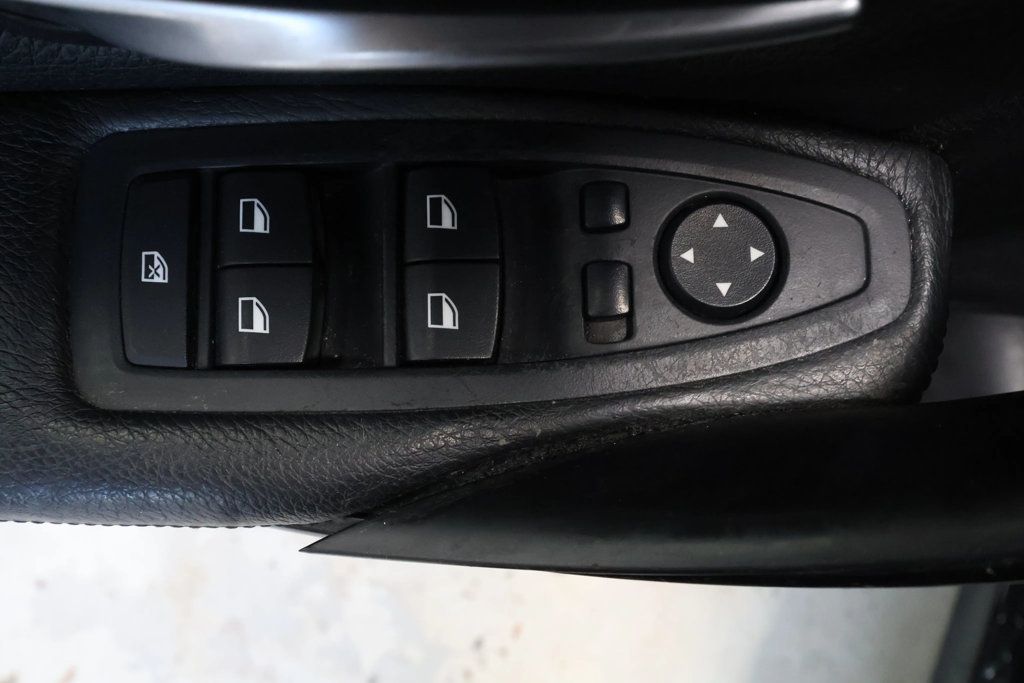 2014 BMW 3 Series 335i - 22906719 - 13