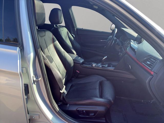 2014 BMW 3 Series 335i - 23045425 - 17