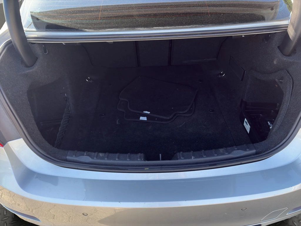 2014 BMW 3 Series 335i - 23045425 - 25