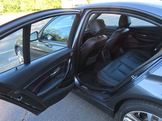 2014 BMW 3 Series 335i xDrive - 23022970 - 30