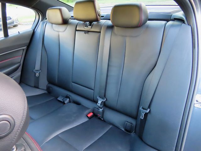 2014 BMW 3 Series 335i xDrive - 23022970 - 32