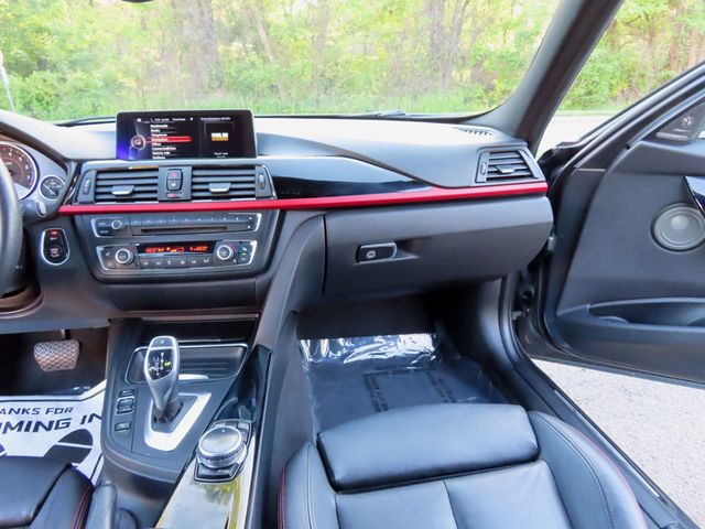 2014 BMW 3 Series 335i xDrive - 23022970 - 40