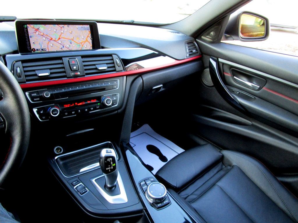 2014 BMW 3 Series 335i xDrive - 22986055 - 17